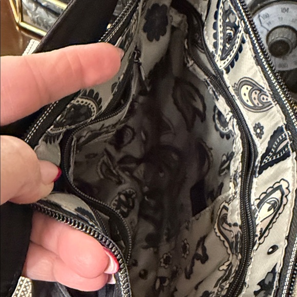 Lug Swivel Black Crossbody shoulder expandable Bag NWT - Picture 10 of 11